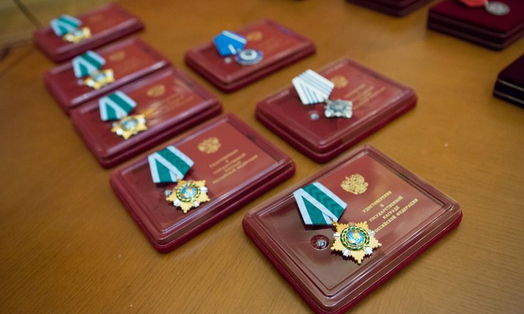 В.Булавин вручил государственные награды