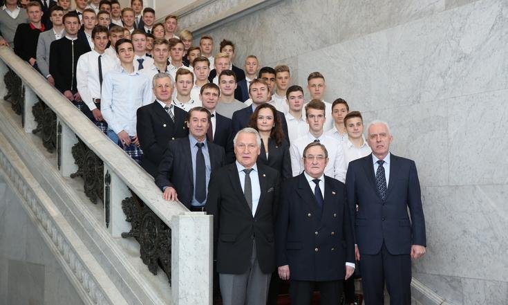 Молодые футболисты