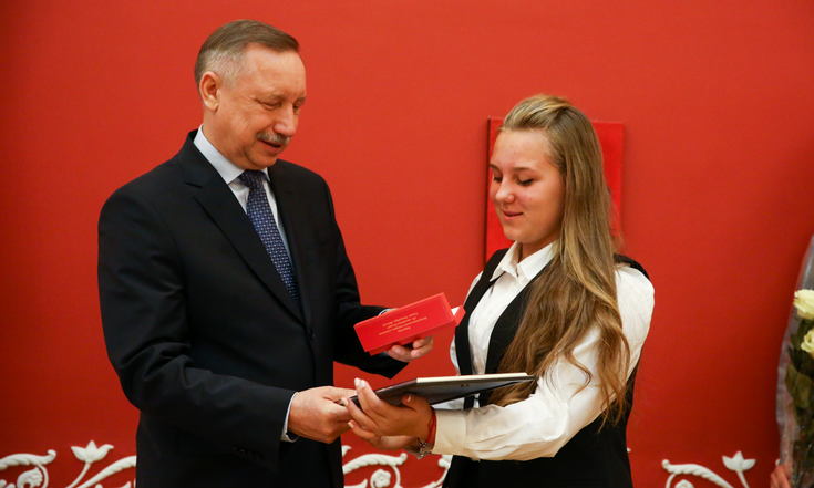 Поздравление победителей конкурса сочинений "Я-гражданин России!"