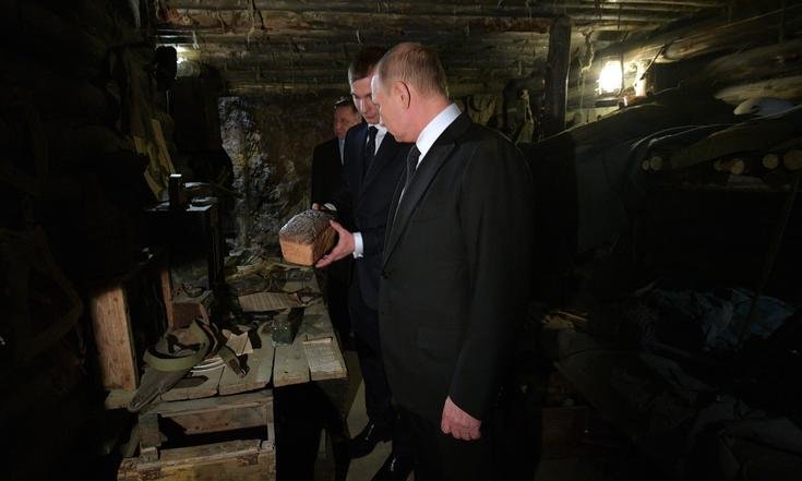 Президент принял участие в памятных мероприятиях по случаю 75-летия прорыва блокады Ленинграда