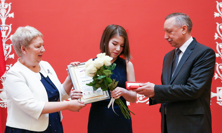 Награждение победителей конкурса сочинений "Я - гражданин России!"