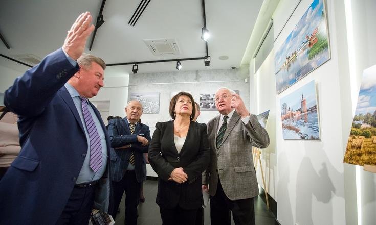 Фотовыставка "Серебряное ожерелье России"