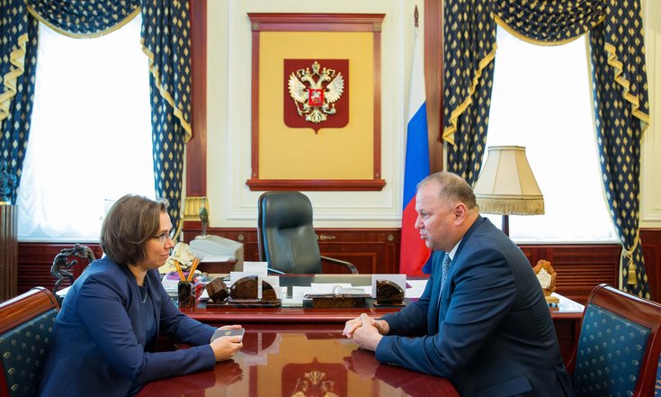 Вручение удостоверений