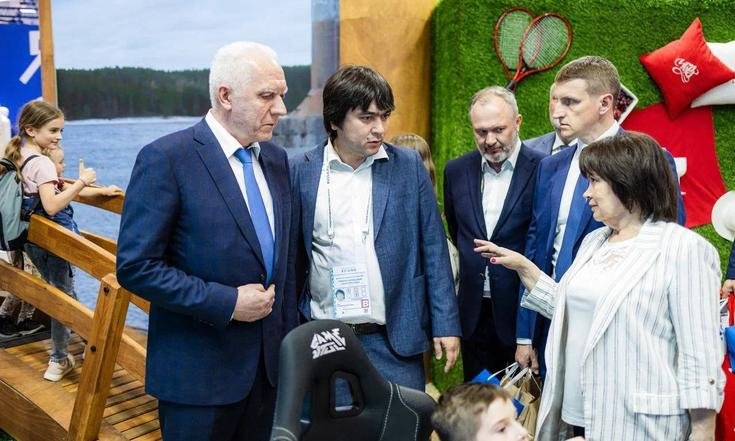 стенды