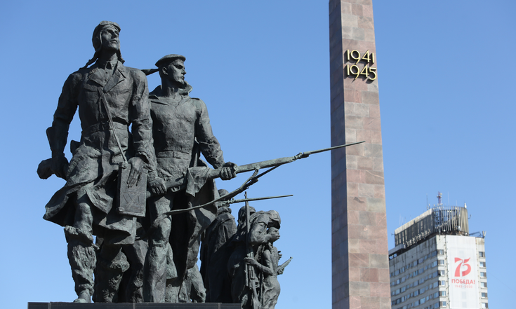 возложение