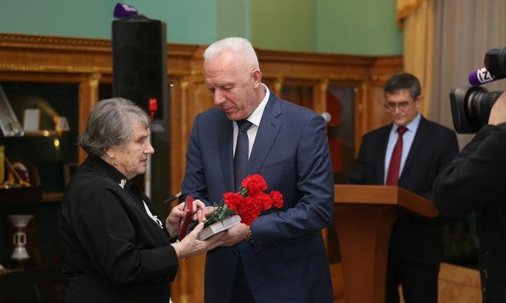 Награждение медалью 75-лет Победы
