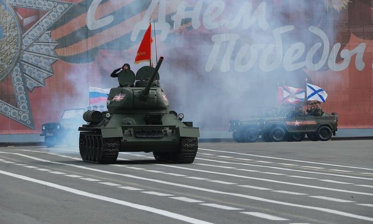 Парад войск на Дворцовой площади