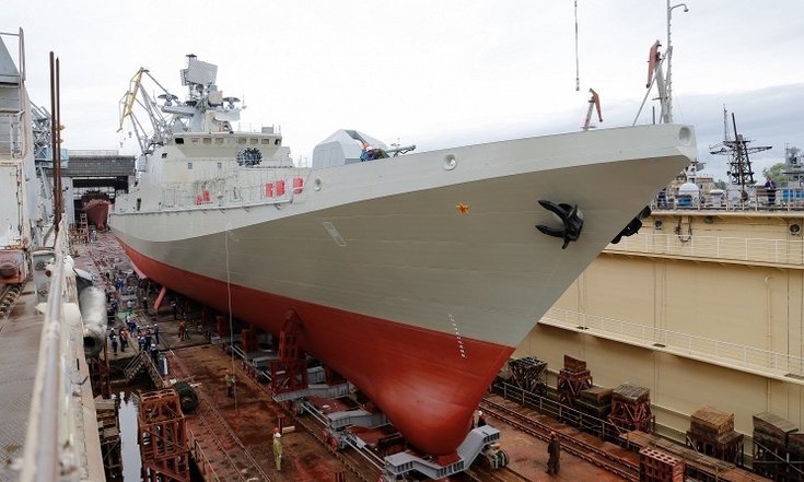 В Калининграде состоялась церемония спуска сторожевого корабля на воду