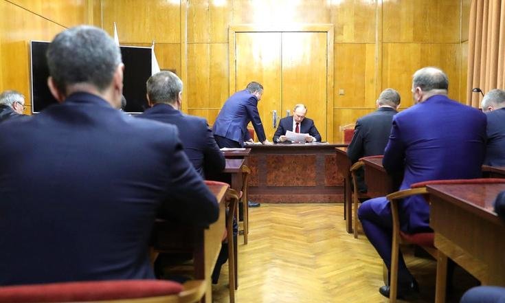 В.Путин провел совещание