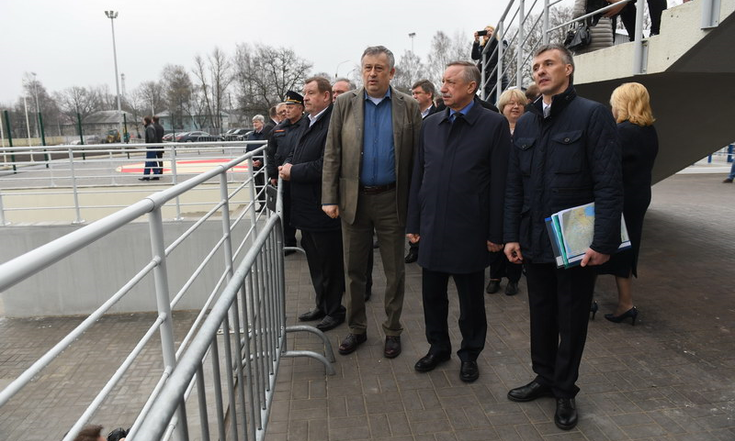 Осмотр стадиона в Ленинградской  области