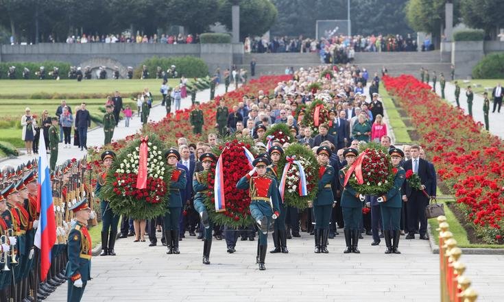 Пискаревское кладбище