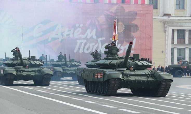 Парад войск на Дворцовой площади