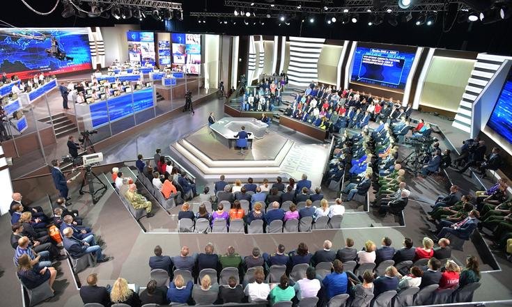 Прямая линия с Владимиром Путиным