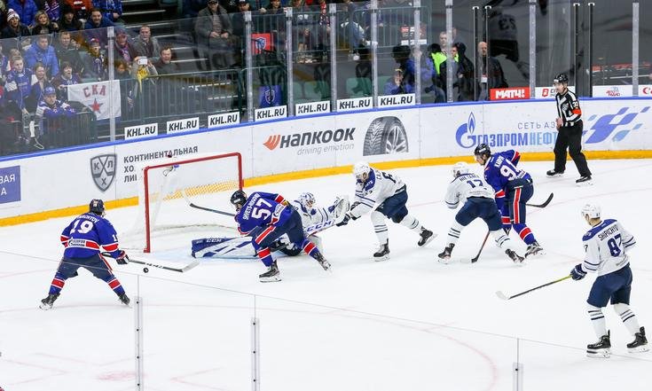 Роман Новаш