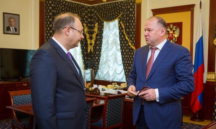 Вручение удостоверения