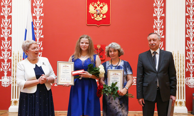 Награждение победителей конкурса сочинений "Я - гражданин России!"