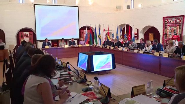 Участники семинара-совещания по вопросам национальной политики в Вологде